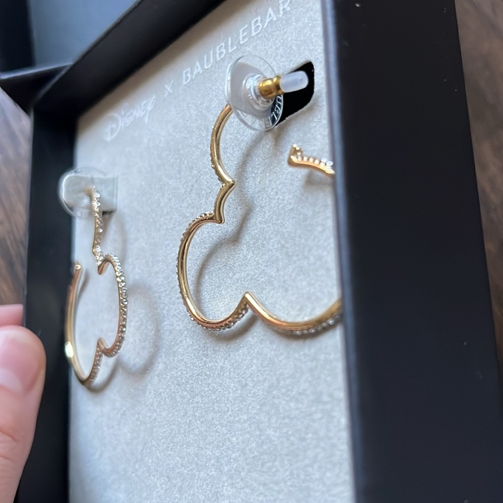 NIB Disney baublebar earrings - Picture 4 of 4